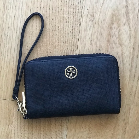 Tory Burch Accessories - Tory Burch Wristlet Wallet